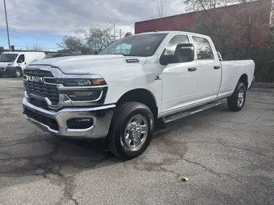 Ram 3500 Tradesman**4X4**6.7L Cummins Diesel**8 Ft Cargo Bed**5th Wheel Gooseneck Prep Group**12 Inc...