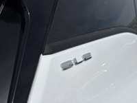AMVIC Licensed Dealer * Hill Descent Control * Lane Keep Assist * Rear Vision Camera * Tire Pressure... (image 7)