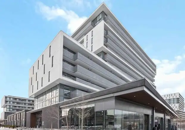 Bright 2Bed/2Bath Condo For Rent in North York Toronto w/PARKING