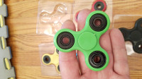 FIDGET SPINNER, ROTATE, HAND.  Real steel bearings, high quality