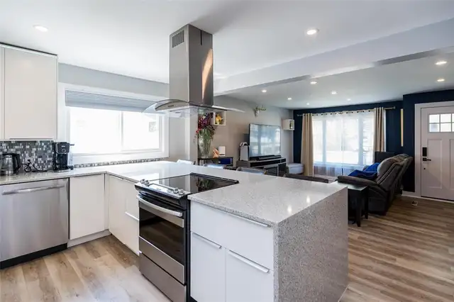 761 Parkhill Street Winnipeg, Manitoba in Houses for Sale in Winnipeg - Image 11