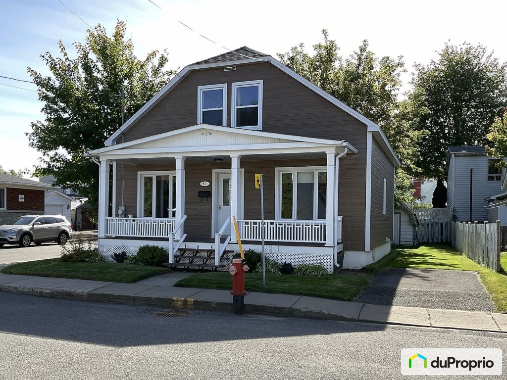 $275,000 - 2 Storey in Trois-Rivières (Cap-De-La-Madeleine) — photo 1