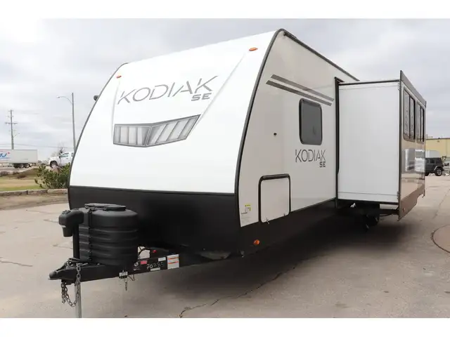 2022 Dutchmen Kodiak SE 28SBH 33FT LIGHT WT, BUNK ROOM/GREAT LAY in Cars & Trucks in Winnipeg - Image 34