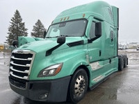 2020 FREIGHTLINER T12664ST;Heavy Duty Trucks - Conventional Truck w/ Sleeper Penske Location 525 MAC... (image 2)