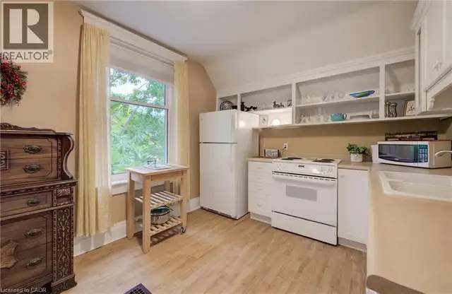 46 ELLEN Street W Kitchener, Ontario in Houses for Sale in Kitchener / Waterloo - Image 24