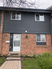 Falconer & Creditview.,3Bed Townhome, Mississauga Gem!
