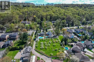 COUNTRY LIVING JUST STEPS FROM DOWNTOWN - Opportunities like this are rare - welcome to your own pri...