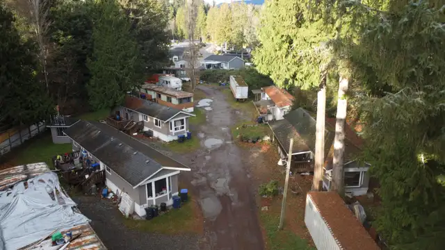 Mobile home park for sale on 2.4 acres in Sechelt BC in Commercial & Office Space for Sale in Sunshine Coast - Image 5