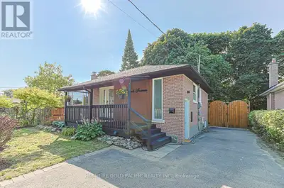 Newly renovated basement unit in a stunning raised-bungalow located on a quiet cul-de-sac! bright an...