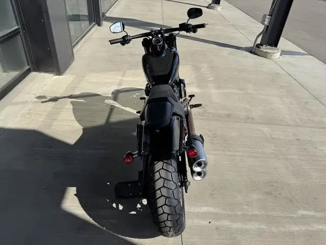 2018 Harley-Davidson FXFBS - Softail Fat Bob 114 in Street, Cruisers & Choppers in Saskatoon - Image 8