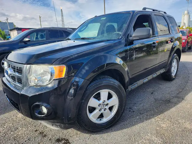 2010 Ford Escape XLT 1-YEAR WARRANTY