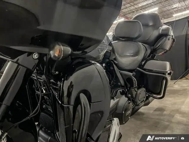 2024 Harley-Davidson FLTRK - Road Glide(TM) Limited in Sport Touring in Calgary - Image 17