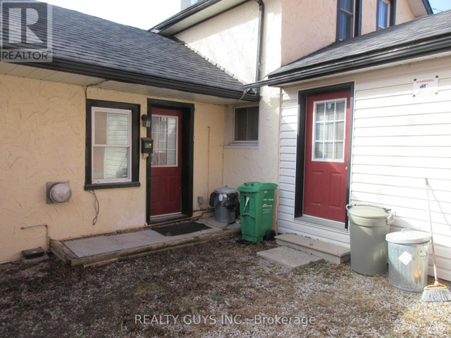 287 DALHOUSIE ST Peterborough, Ontario in Houses for Sale in Peterborough - Image 3
