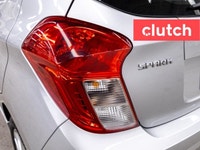 NO ACCIDENTS / CLEAN CARFAX / Cruise Control, 12V Outlet, Hands Free Device Connectivity and more! C... (image 9)