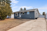 1429 Athabasca STREET W Moose Jaw, Saskatchewan