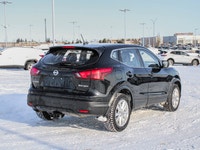 Welcome to Sherwood Buick GMC! Sunroof | Heated Seats/Steering Wheel | Dual Zone Climate Controls |... (image 8)