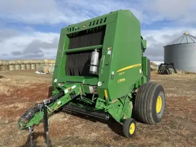 1000 PTO,Dry Hay,Titan 21.5L-16.1SL,High Float Tires,Mega Wide Pickup w/ Gauge Wheels,Push Bar,Surfa...