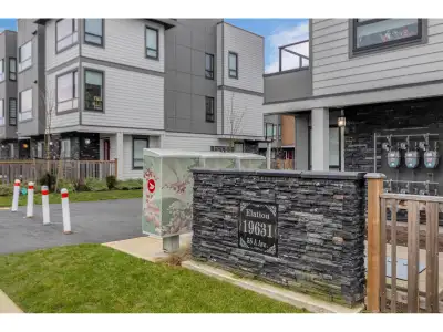 Discover this sleek 3-bed, 3-bath townhouse in Langley, offering 1600+ sq.ft. of stylish living. Enj...