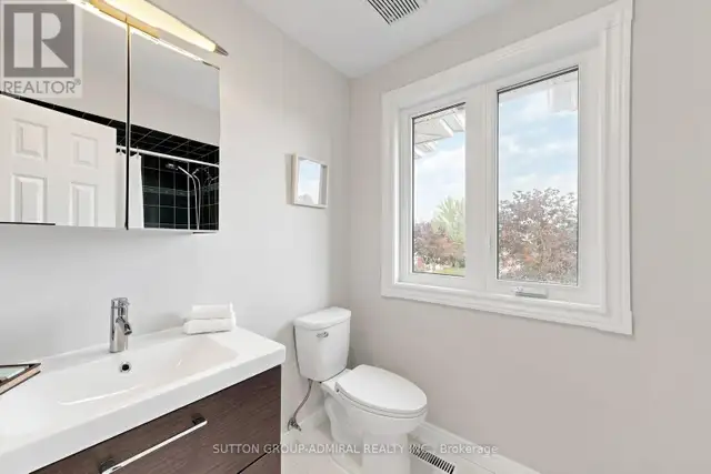 38 FELT CRESCENT Barrie (Bayshore), Ontario in Houses for Sale in Barrie - Image 33