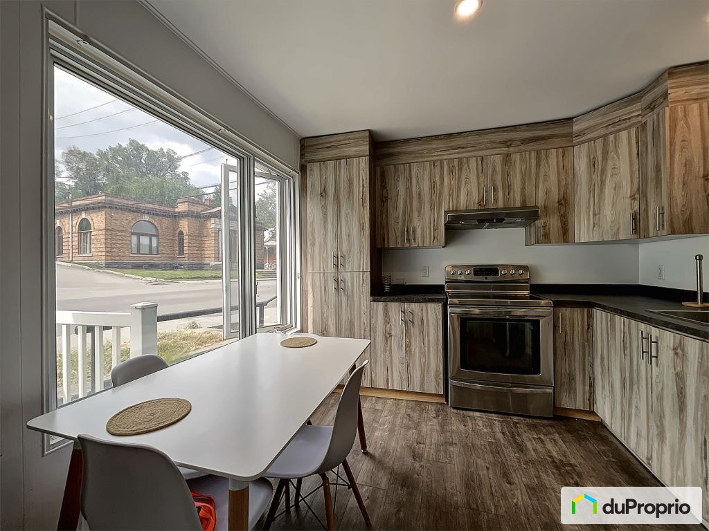 $375,000 - 2 Storey for sale in Chicoutimi (Chicoutimi) — photo 3