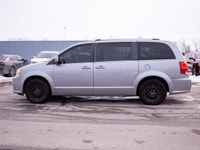 This 2020 Dodge Grand Caravan Crew Plus is powered by a smooth and reliable 3.6L V6 engine paired wi... (image 4)