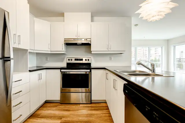 1 Bedroom | Place-Claude Dagenais & Blvd. Ducharme!63849108413441121
