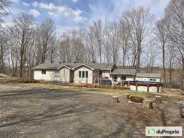 $424,900 - Bungalow for sale in Oka — photo 1