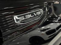**SUMMER SPECIAL!** FEATURING : V8 POWERED, 4WD, ELEVATION, DOUBLE CAB, 6 PASSENGER SEATING, PENDALI... (image 3)