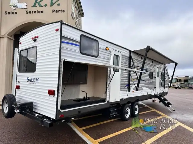 2019 Forest River RV Salem 32BHDS Bunk Room & 2 Slides in Travel Trailers & Campers in Moncton - Image 4