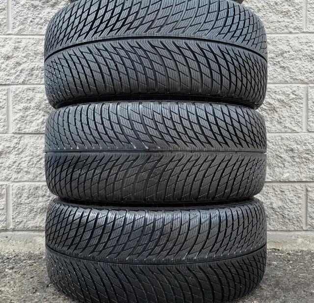 (NEW) 4x 275/35R19 Michelin Winters w/ BMW M2/M3/M4 Wheels in Tires & Rims in City of Toronto - Image 4