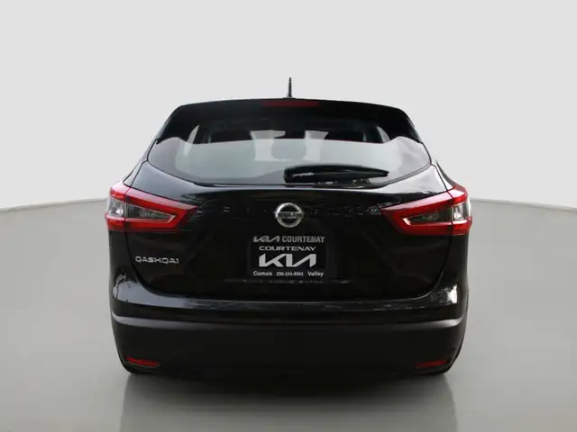 2021 Nissan Qashqai FWD S CVT for sale in Cars & Trucks in Comox / Courtenay / Cumberland - Image 5