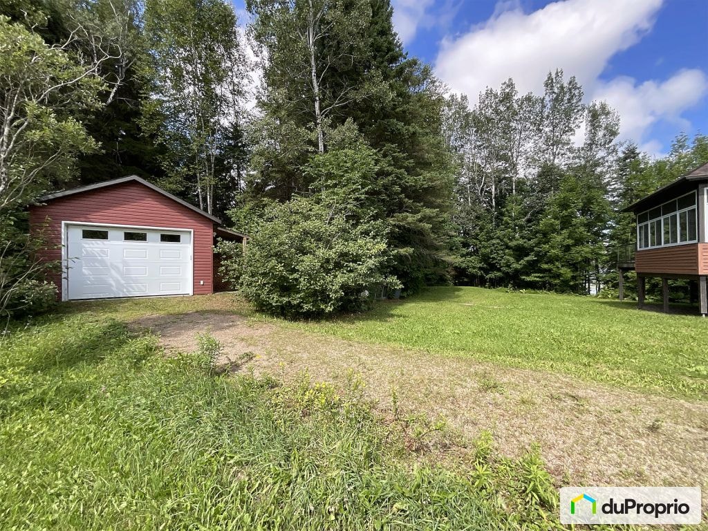 $1,175,000 - 2 Storey in Shawinigan (St-Gerard-Des-Laurentides) — photo 3