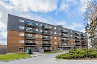 1 Bedroom Apartment for Rent with all apartment utilities included - lower level Basement Suite. Nes... (image 8)