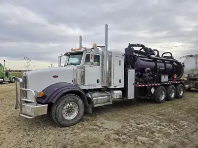 2005 Peterbilt 378 8x6 Combo Vac Truck Tractor Comes with a Cummins ISX500 diesel engine, 500hp, 733...