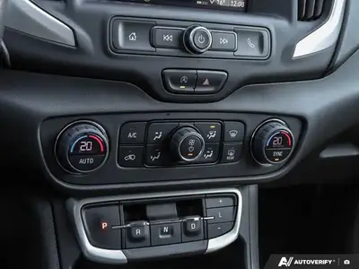 2022 GMC Terrain SLE | Carplay | Heated Seats | Keyless, View more