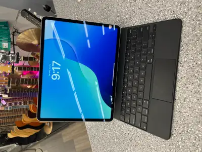 Ipad Pro 12 .9" 6TH Generation Space Gray, View more