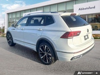 This Volkswagen Tiguan delivers a Intercooled Turbo Regular Unleaded I-4 2.0 L/121 engine powering t... (image 2)