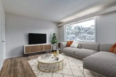 Amenities: Open Living Rooms • Affordable Parking • Wheelchair Access Suite & Building: Spacious bac...