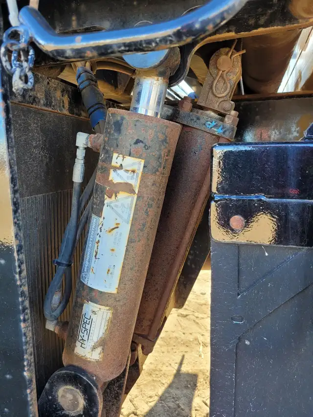 2013 WESTERN STAR 6900XD in Heavy Trucks in Saskatoon - Image 74