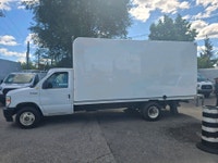 Perfect Auto 16 FT CUBE VAN - POWER LIFT GATE - 7.3 L GAS - PRICE IS INCLUDED SAFETY, OIL CHANGE AND... (image 8)