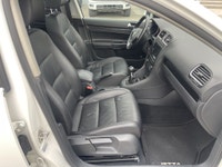 Our vehicles come with a comprehensive AMVIC mechanical fitness assessment and complementary Carfax... (image 8)