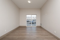 1-Bedroom, 1-Bath Apartments Starting at $1,725! Size: 519 sq. ft. Welcome to Creekside Suites, wher... (image 4)