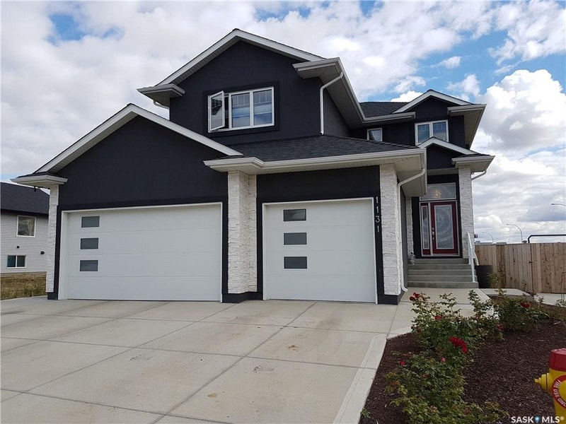 2 Bed Basement Suite in Rosewood for Rent with Garage Long Term