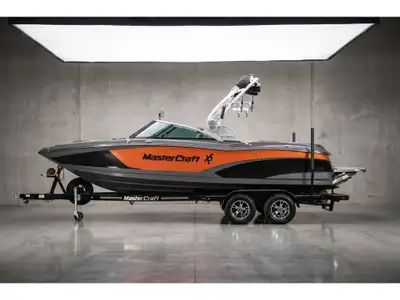 US-MBC3YEA4J516 Le Mastercraft X10 est le compagnon idéal pour vos journées sur le lac. Équipé pour...