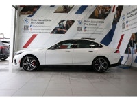 2024 BMW i5 M60 Electric Motor AWD Single-Speed Automatic EXTERIOR - MINERAL WHITE METALLIC INTERIOR... (image 7)