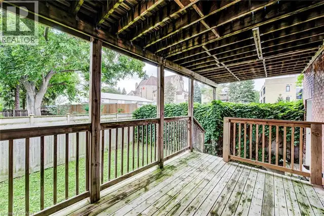 81 WILLOW Street Waterloo, Ontario in Houses for Sale in Kitchener / Waterloo - Image 19