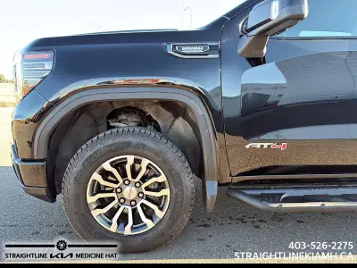 2023 GMC Sierra 1500 AT4 4x4 Drivetrain, Heated & Ventilated Fro, View more