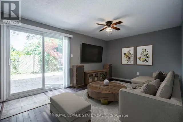15 - 1967 MAIN STREET W Hamilton (Ainslie Wood), Ontario62865718093442123