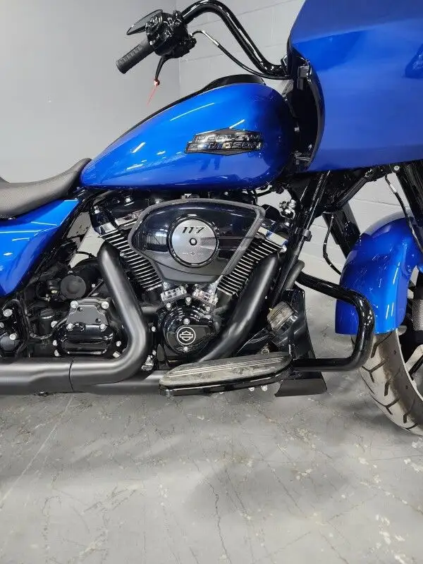 2024 Harley-Davidson Road Glide in Street, Cruisers & Choppers in Oshawa / Durham Region - Image 7