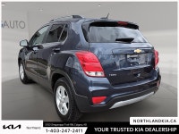 2018 Chevrolet Trax LT Odometer is 20031 kilometers below market average! Ready for anything, from t... (image 1)